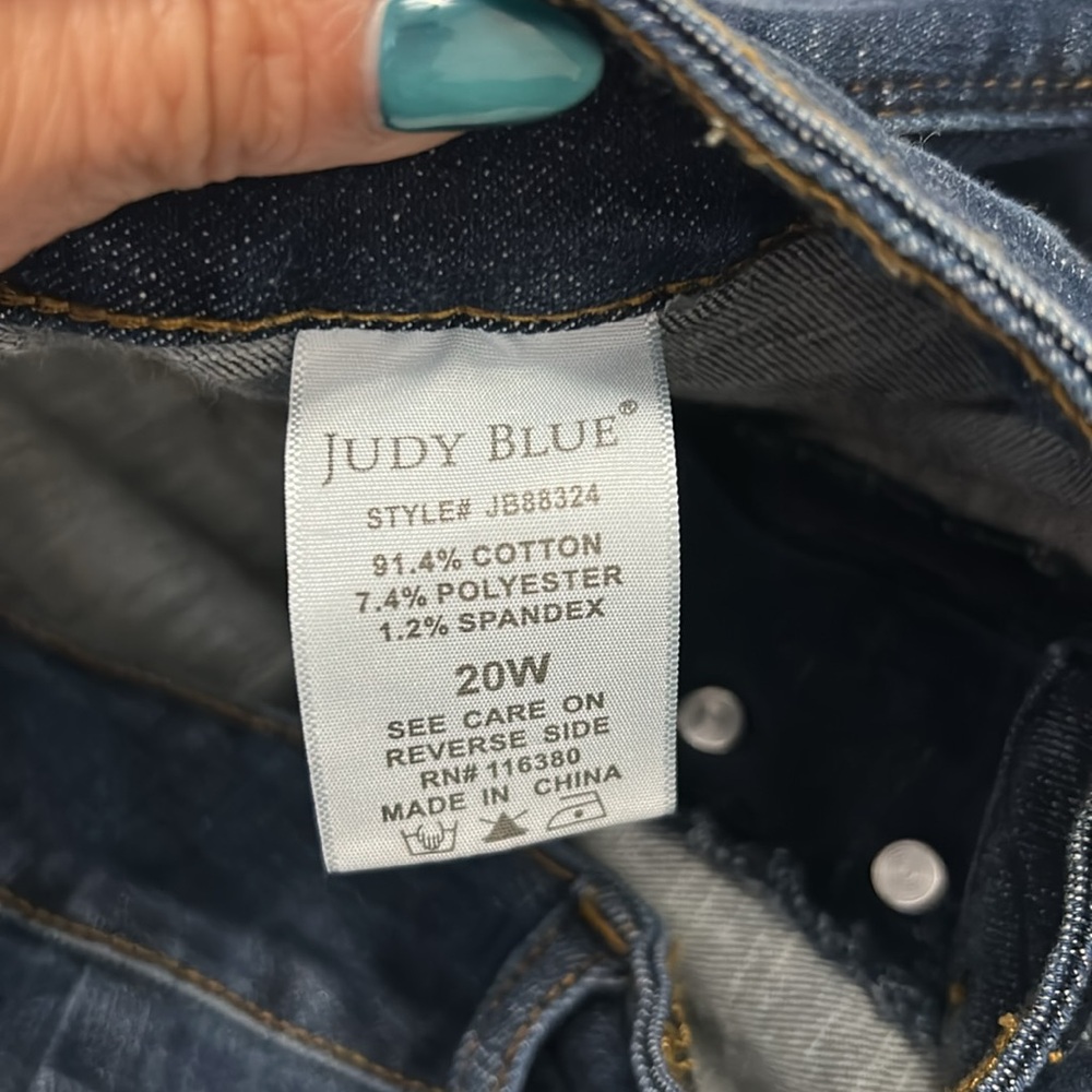 Judy Blue Manchester High Waisted Button Fly Skinny Jeans - Picture 9 of 9